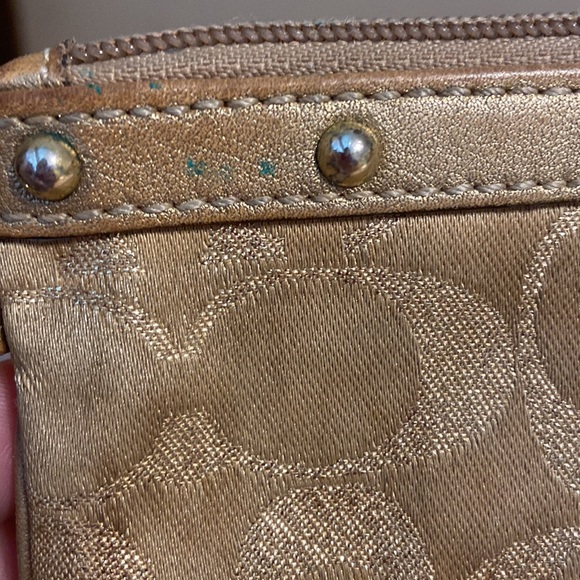 Coach wristlet with studs - Picture 4 of 4